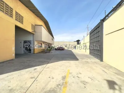 Jean Pavon Tiene Excelente Galpón En Alquiler En La Zona Industrial I Oeste De Barquisimeto Lara 2 4 1 0 9