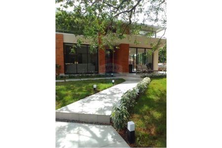 La casa en San Bernardino que siempre soñaste.