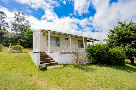 La vista- casa en un entorno tranquilo y sereno. Ideal para quienes buscan un espacio de relax.