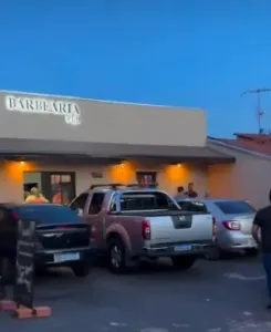 Lindíssima Barbearia PUB Completa