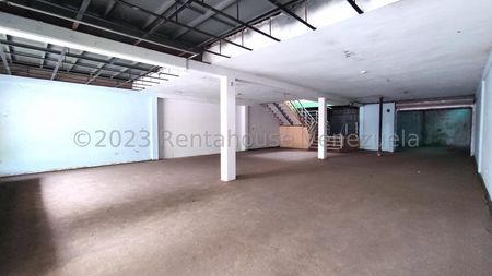 Local Comercial Con Ubicacion Estrategia En Una De Las Zona Centro Barquismeto Rah Ve Foto 2 de 30