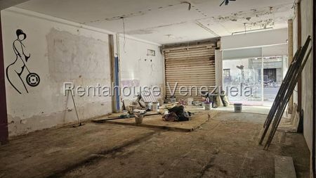 Local comercial en venta ubicado en Agua Blanca Valencia Carabobo Codigo 25-23250 Eloisa Mejia