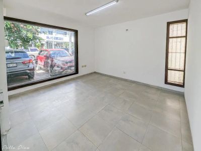 LOCAL COMERCIAL / OFICINA EN ALQUILER - EQUIPETROL 