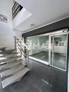 Local en Alquiler C.C. 73 Av. Delicias Calle 72. Remax Millenium Foto 2 de 5