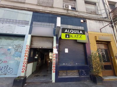 Local en Alquiler en Centro (Montevideo) - Av Uruguay y Julio Herrera, 4,5 mts de frente, 85 m2 !!!