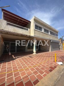 Local en Alquiler Sector La Limpia, Remax Millenium