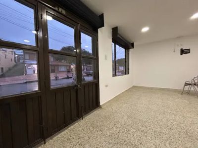 Local en Arriendo en La calera
