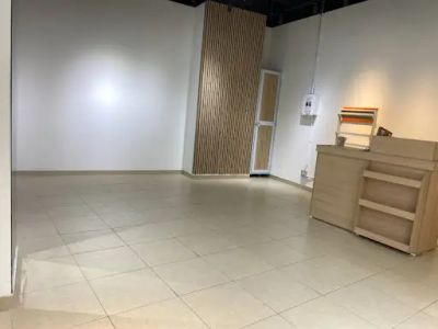 Local en Arriendo en La calera