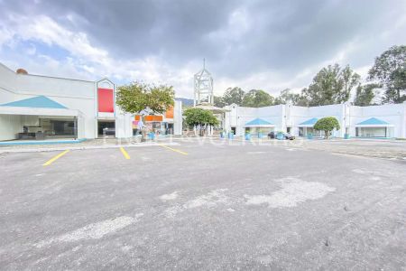 Local en Arriendo en Lagos de Torca, Bogotá