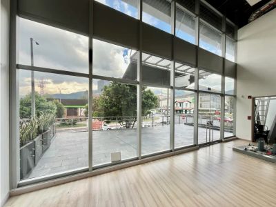 Local en Arriendo en Santa Barbara, Bogotá Foto 2 de 20