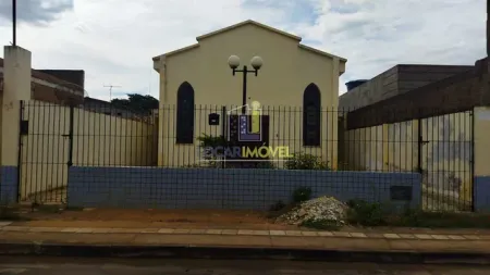 Loja para locação, Conveima 1, Vitória da Conquista, BA. Ideal para Igrejas e templos religiosos. E