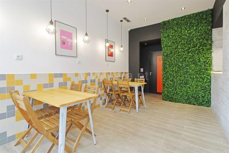 Loja / Vila Nova de Gaia, Vilar de Andorinho