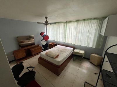 Los Palos Grandes Alquilo Comoda Habitacion A Caballeros Habitacion Amoblada Equipada Derecho A Todos Los Servicios , Wifi Estacionamiento Opcional, Ubicada Cerca De Muchos Comerc