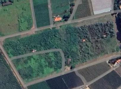 Lote/Terreno para aluguel possui 48400 metros quadrados