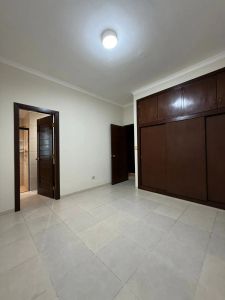 LUJOSA CASA EN ALQUILER EN CONDOMINIO COLINAS DEL URUBO Foto 2 de 16