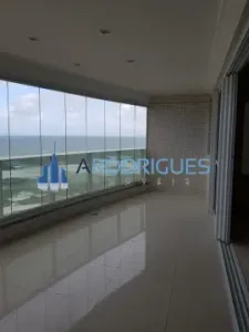 LUXO E CONFORTO EM PITUAÇU: APARTAMENTO DE ALTO PADRÃO COM 4 SUÍTES, 2 SALAS E 4 VAGAS de GARAGEM