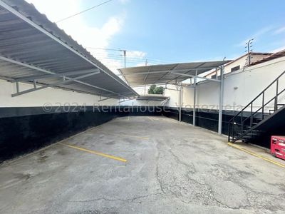 Marydoll Mogollon Vende Espectacular Local Comercial, Con Ubicacion Privilegiada Zona Oeste Barquisimeto-lara*- Foto 2 de 30