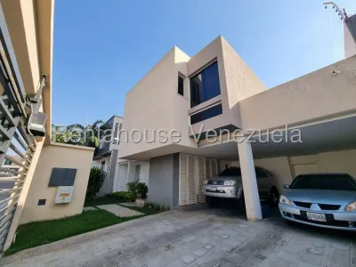 Marydoll Mogollon Vende Majestuosa Y Moderna Casa Urbanizacion El Pedregal Zona Este Barquisimeto-lara