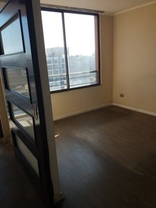 Metro Republica dpto 1dmt living y balcon Foto 5 de 10