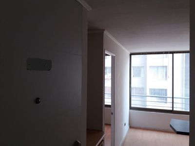 Metro Sta Ana dpto 1dmt living y bodega Foto 2 de 10