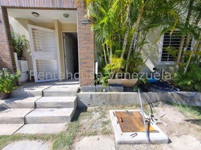 Milagros Inmuebles Casa Venta Cabudare Lara Caminos De Tarabana Economica Residencial Economico Código Inmobiliaria Rent-a-house 25-7066
