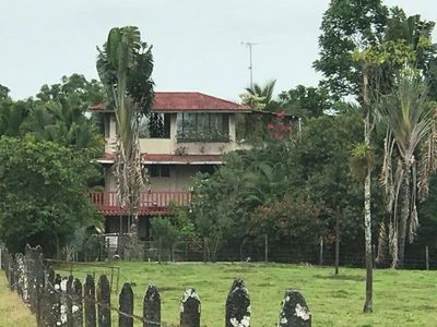 MLS-25-1082 VENTA FINCA CON CASA GUACIMO LIMON