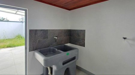 MLS-25-1475 LS VENTA CASA GRANADILLA CURRIDABAT  Foto 6 de 10