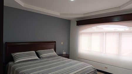 MLS-25-1992 LS VENTA CASA SAN PABLO HEREDIA  Picture 6 of 10