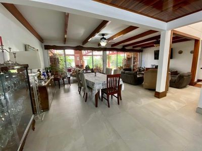MLS-25-678 VENTA CASA SAN RAFAEL ESCAZU Imagem 3 de 10
