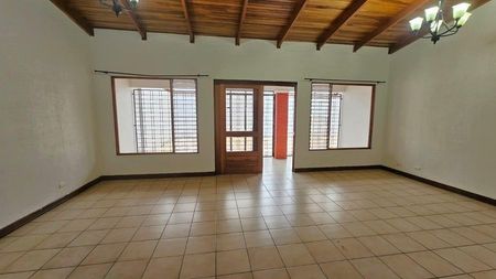 MLS-26-294 VENTA CASA GRANADILLA CURRIDABAT Imagem 3 de 10