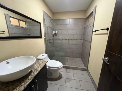 MLS-26-346 LS VENTA CASA EL COYOL ALAJUELA Foto 6 de 8