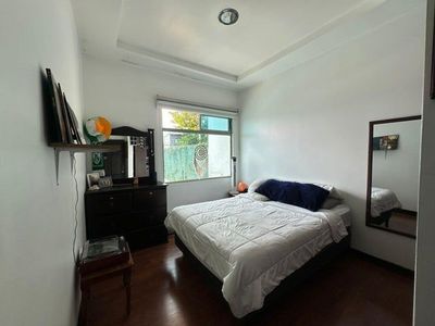 MLS-26-356 LS VENTA CASA MONTES DE OCA SAN JOSE Foto 10 de 10