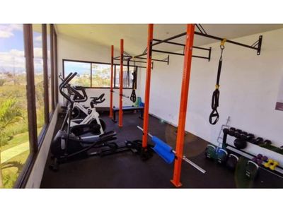  Moderna casa esquinera en Bello Horizonte (2 habitaciones + oficina)