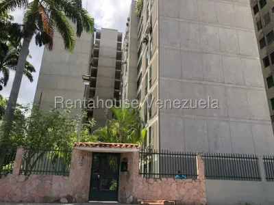 Moderno Apartamento En Venta Este De Barquisimeto. Urbanizacion Los Cardones 26-2825 As-ag