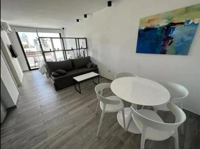 Monoambiente en Alquiler Temporario en   sobre calle piedras 1000