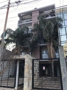 Monoambiente venta Moron Centro