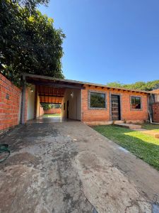 MORA CUE | LUQUE EN VENTA CHALET DE 12X30  Foto 2 de 14