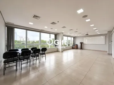 Navarro Building Sala Comercial 80m² 2 Vagas Ar Central Prox ao Plaza Shopping.