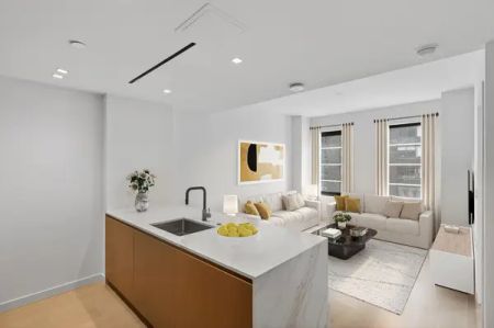 Nolen, 609 Second Avenue