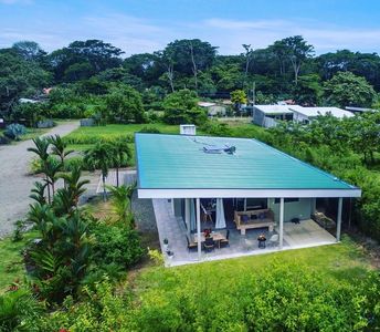 OASIS VILLA: Se Vende Casa Cerca del Mar en Uvita
