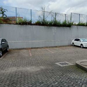Oficina, 10 m2 ubicada en Curridabat, se comparte áreas comunes, $700