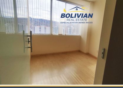 OFICINA EN ALQUILER CALACOTO AV. COSTANERA