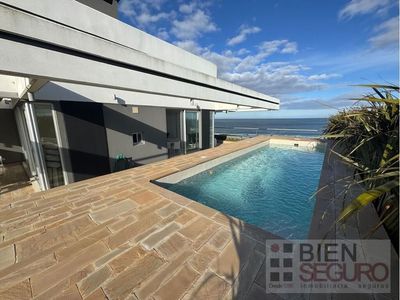 Penthouse dúplex en Rincón del Indio, a menos de 100 metros