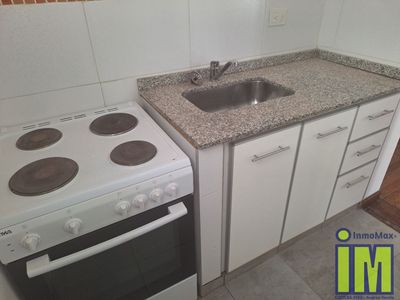 PH lateral en Primer piso por escalera - Sin expensas