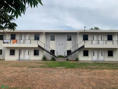  Piso para alquiler en Luque, Paraguay