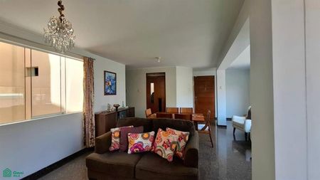  Piso para comprar en Ate, Perú Picture 2 of 10