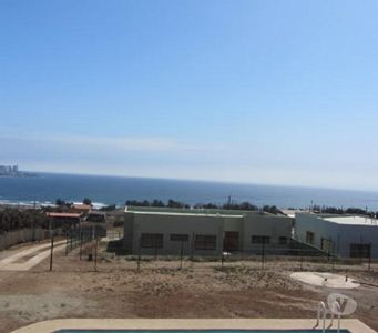 PROPIEDAD AMPLIO TERRENO VISTA AL MAR QUINTERO Foto 4 de 10