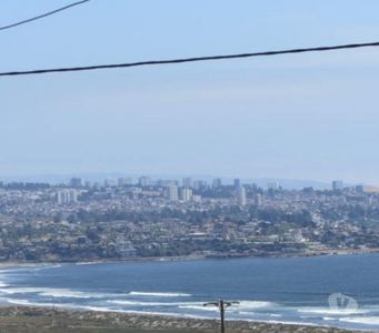 PROPIEDAD AMPLIO TERRENO VISTA AL MAR QUINTERO Foto 5 de 10