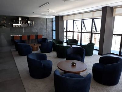 Quarto e Sala Mobiliado – Edifício Time, Ponta Verde Foto 2 de 16