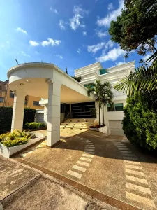Quinta En Venta La Castellana San Cristóbal Mg294